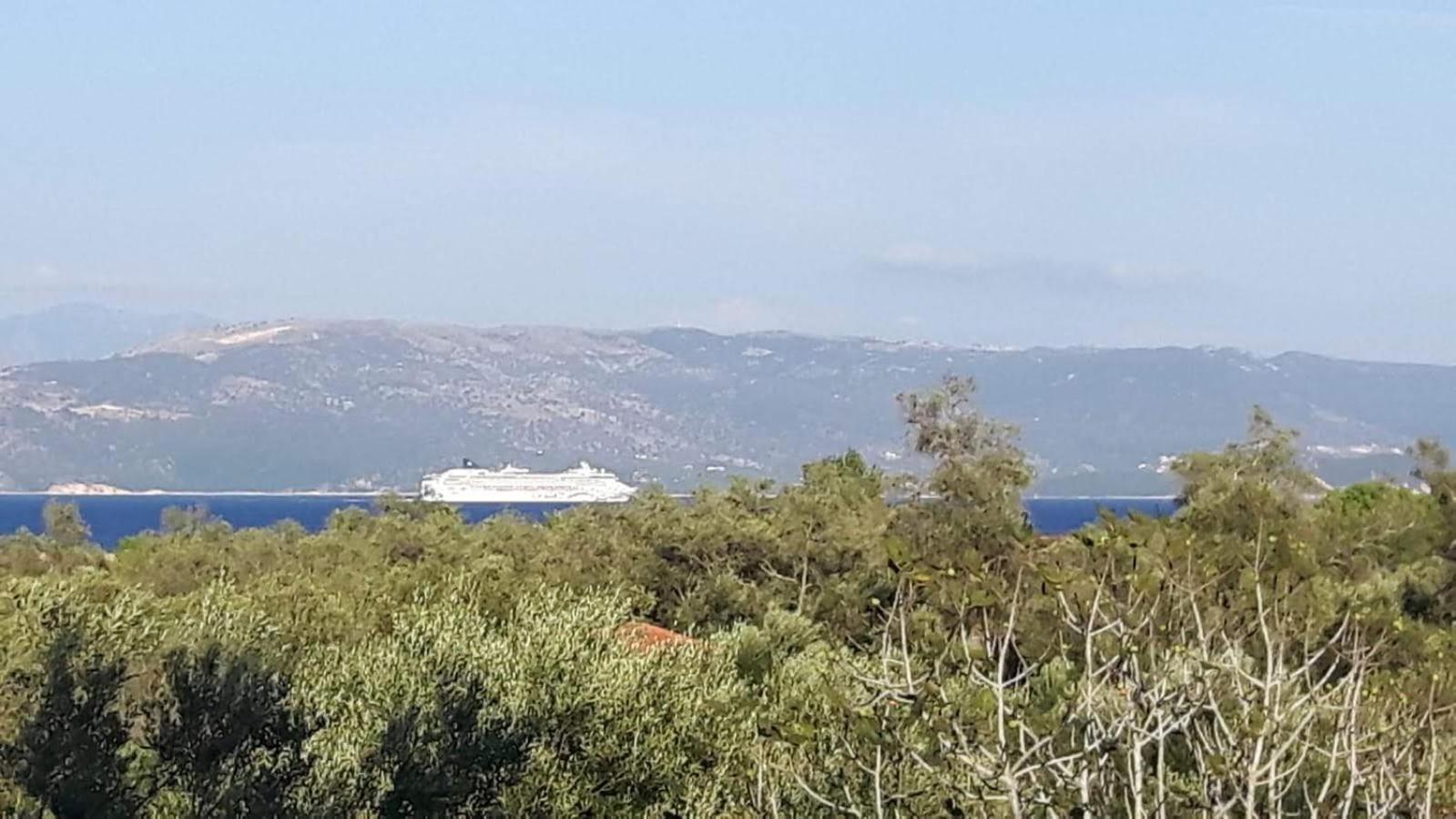 Anemomylos Lefkimmi Luxus Suites-Boutique Hotel & Pool エクステリア 写真